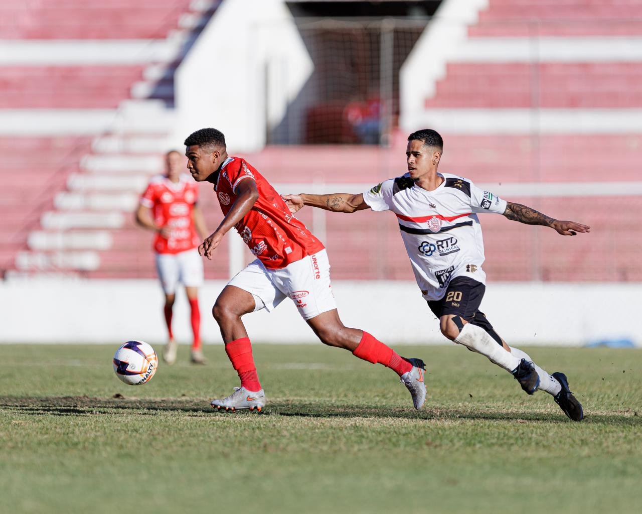 América empata sem gols no Teixeirão e decisão fica para José Bonifácio