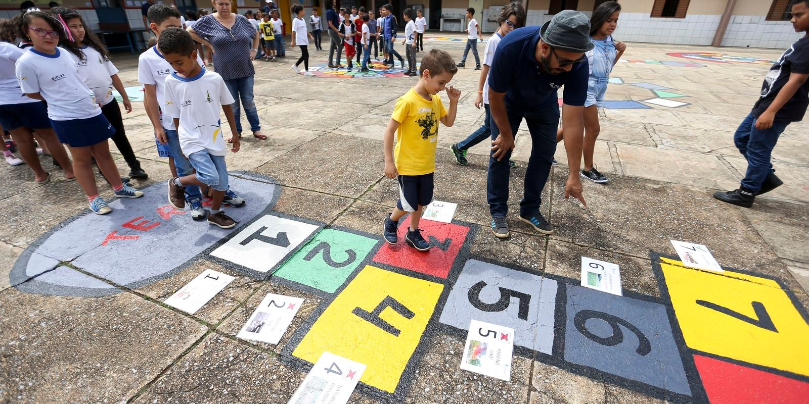 Férias Escolares de 2027: Copa do Mundo Feminina Define Novas Datas e Prepara Cenário para Feriados Nacionais