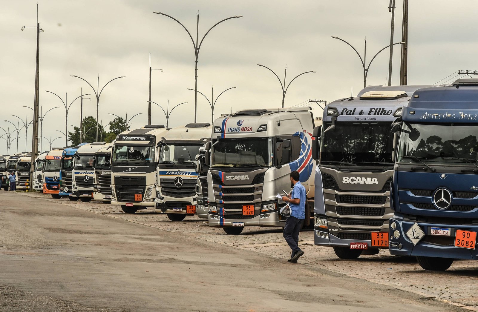 Congresso aprova MP do Frete: Senado chancela regras e preço mínimo para caminhoneiros
