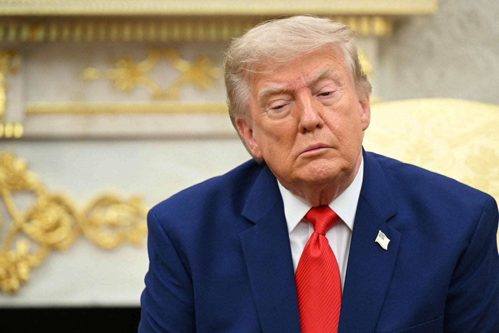 Trump anuncia tarifa de 100% sobre medicamentos genéricos a partir de 2028