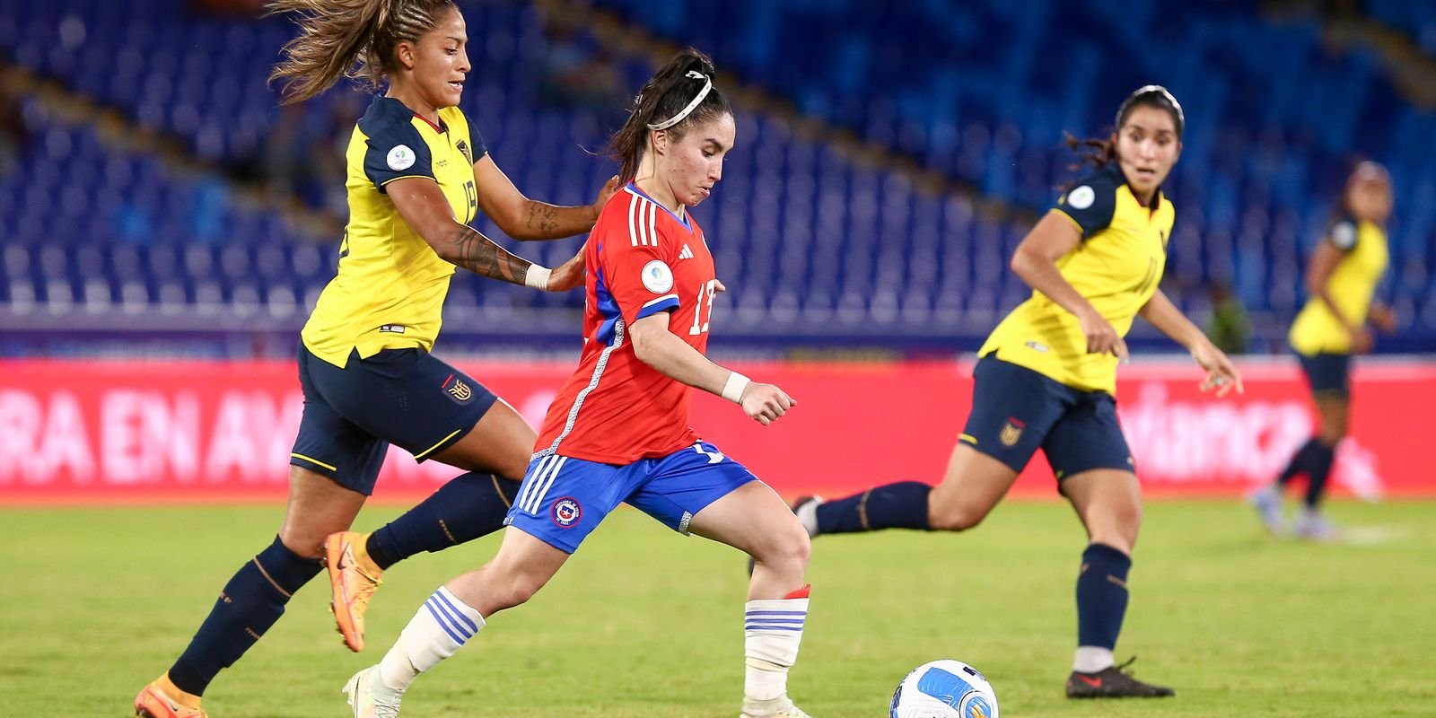 EBC marca presença em painéis sobre futebol feminino em conferência internacional nos EUA