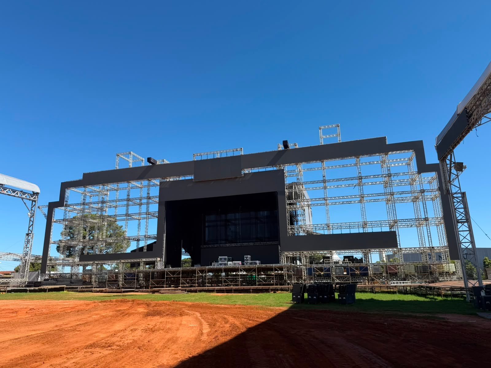 Montagem da estrutura do Rio Preto Country Bulls entra na reta final