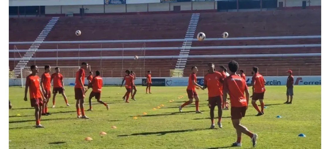 América decide neste domingo uma vaga na semifinal da Bezinha