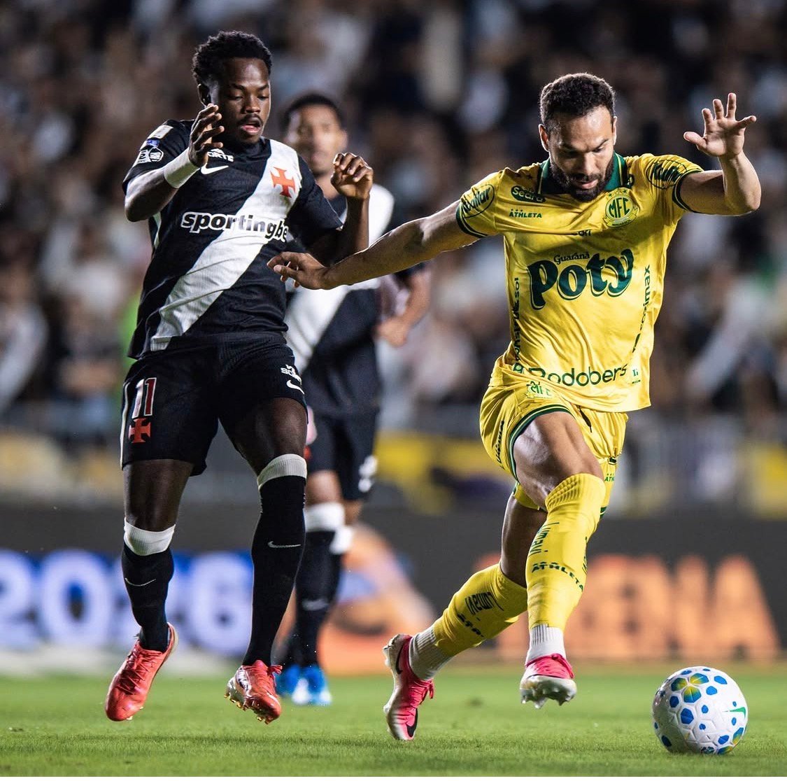 Mirassol deixa escapar vitória e segue no Z-4 do Brasileirão