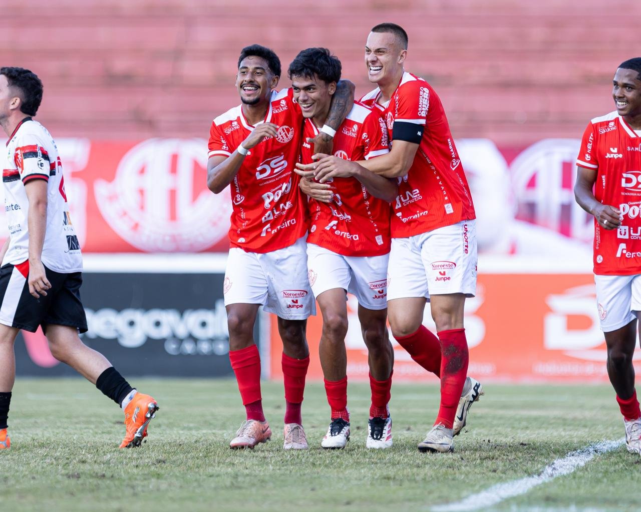 América vence a Santacruzense e avança às quartas de final da Bezinha