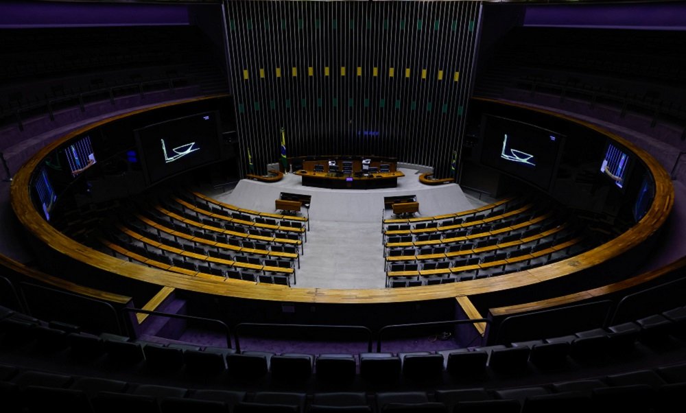 Medidas Provisórias expiram: O impacto da inação do Congresso sobre combustíveis, cacau e socorro a desastres