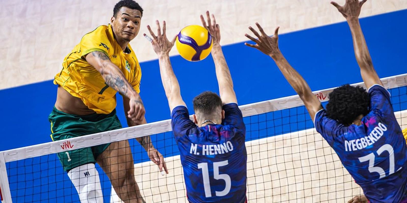 Vôlei Masculino: Brasil Vence a Atual Campeã Olímpica França e se Consolida na Zona de Classificação da Liga das Nações