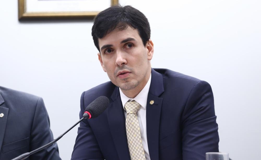 Decisão do Republicanos gera desconfiança entre aliados de Cleitinho, que citam indiciamento de Euclydes Pettersen