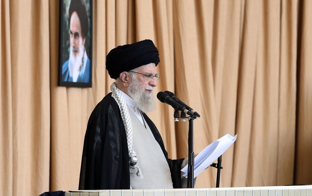 Irã inicia cerimônias fúnebres para o falecido líder supremo aiatolá Ali Khamenei