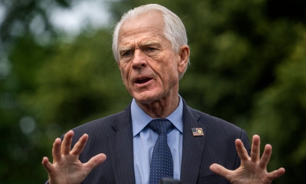 Tribunal mantém condenação de ex-conselheiro de Trump por desacato ao Congresso