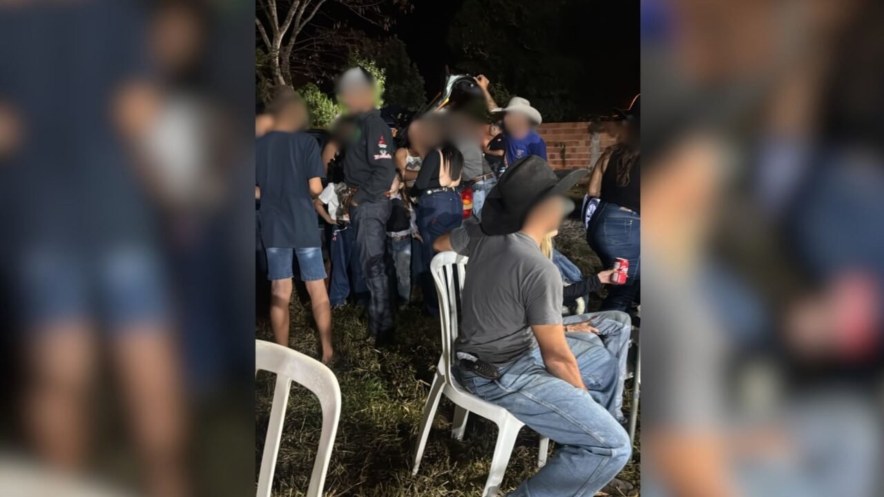 Adolescentes são encontrados consumindo bebida alcoólica em rodeio clandestino no noroeste de SP