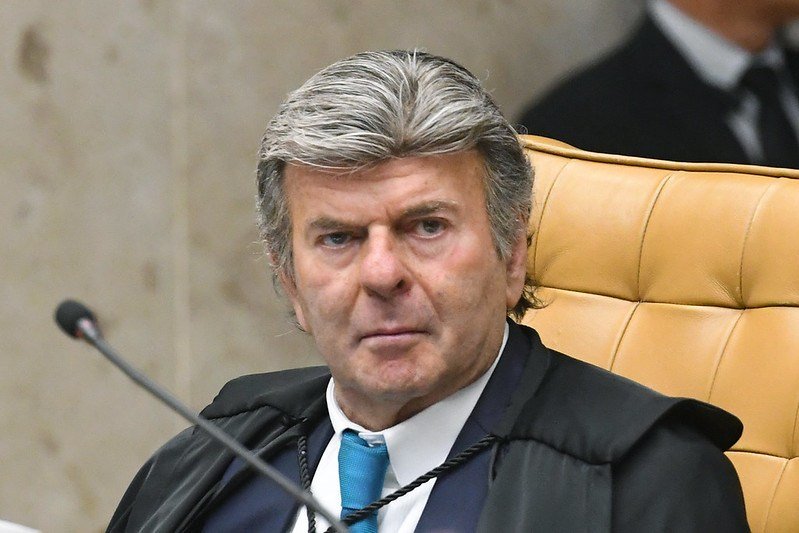 Após Moraes se declarar impedido, Fux assume caso envolvendo Viviane Barci