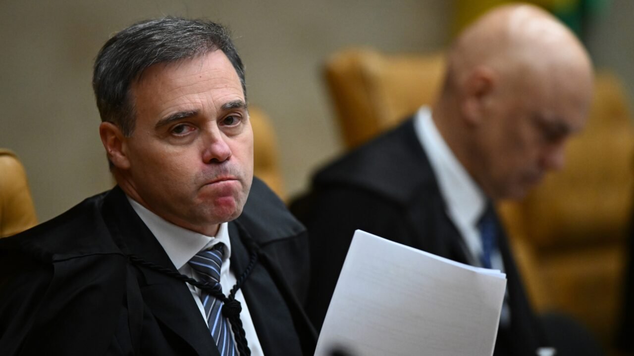 Mendonça solicita investigação contra Moraes por abuso de autoridade e denunciação caluniosa