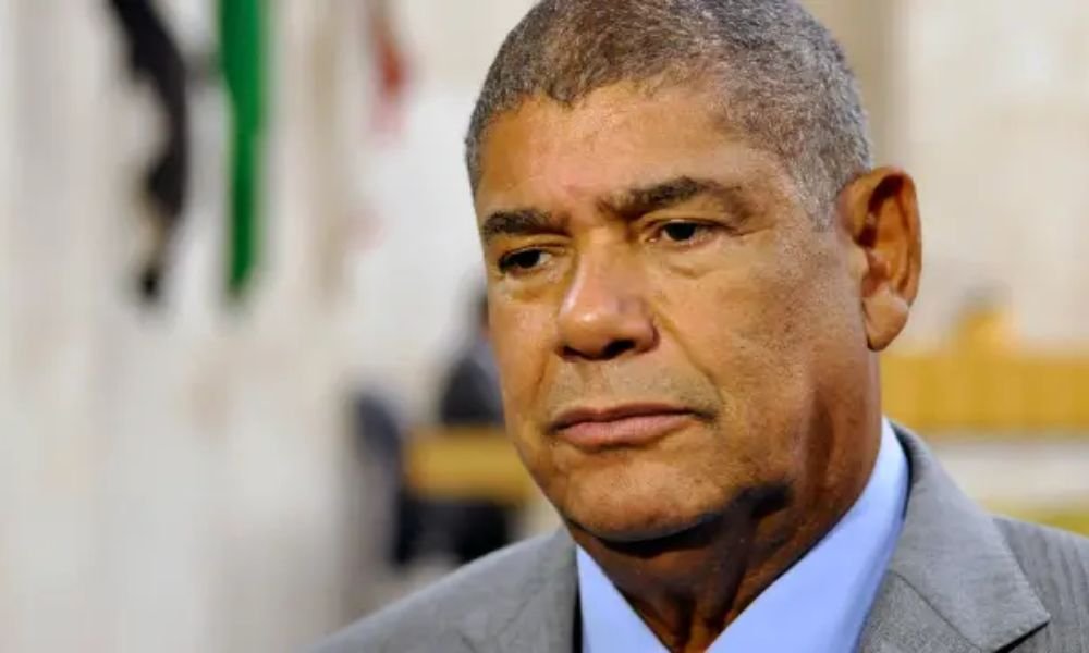 Escritório de Milton Leite é invadido e polícia apura ligação com inquérito