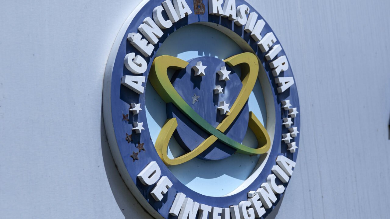 Abin alerta sobre risco crítico de interferência dos EUA nas eleições brasileiras