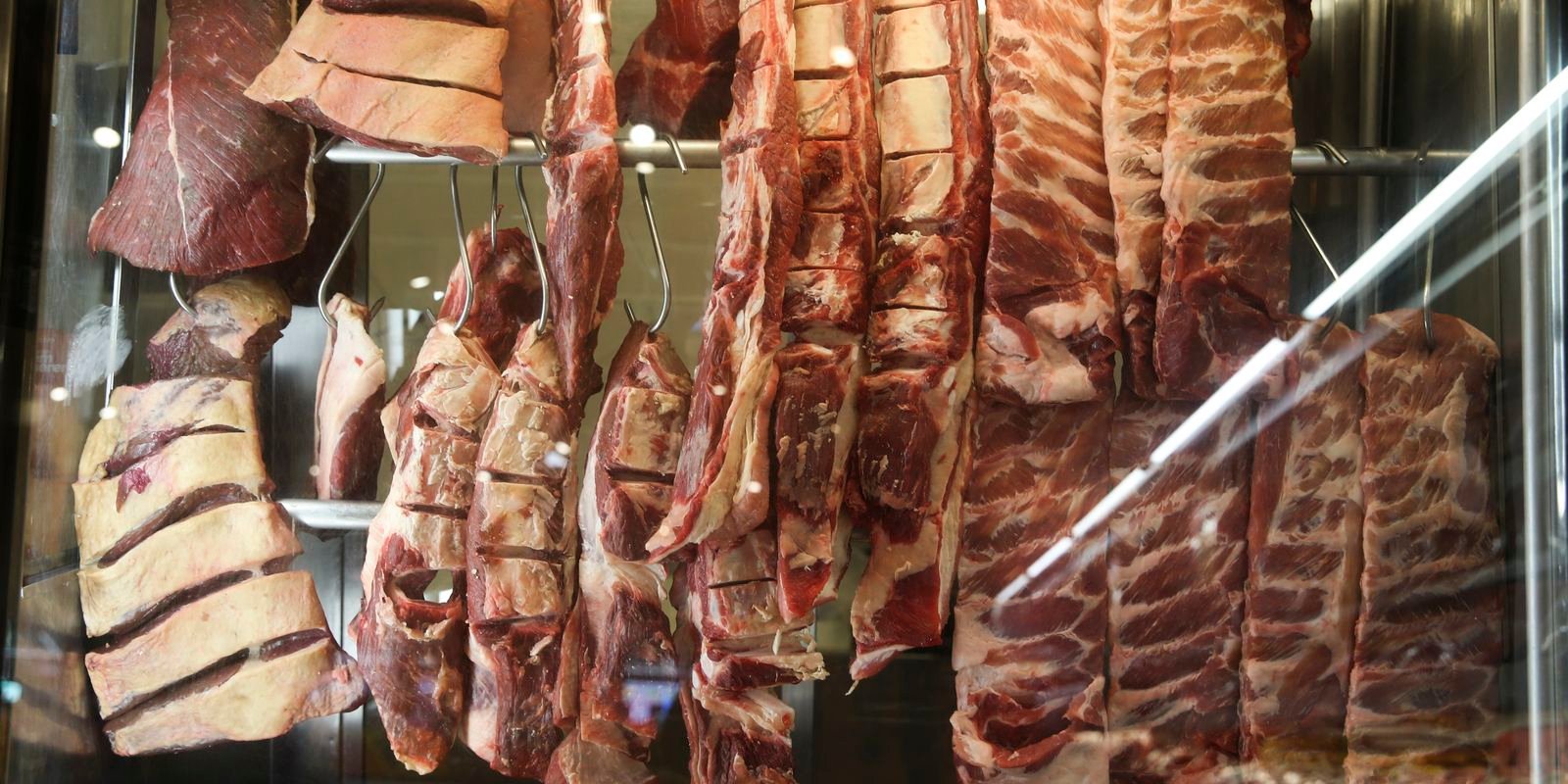 Cota chinesa impacta exportações de carne bovina em agosto