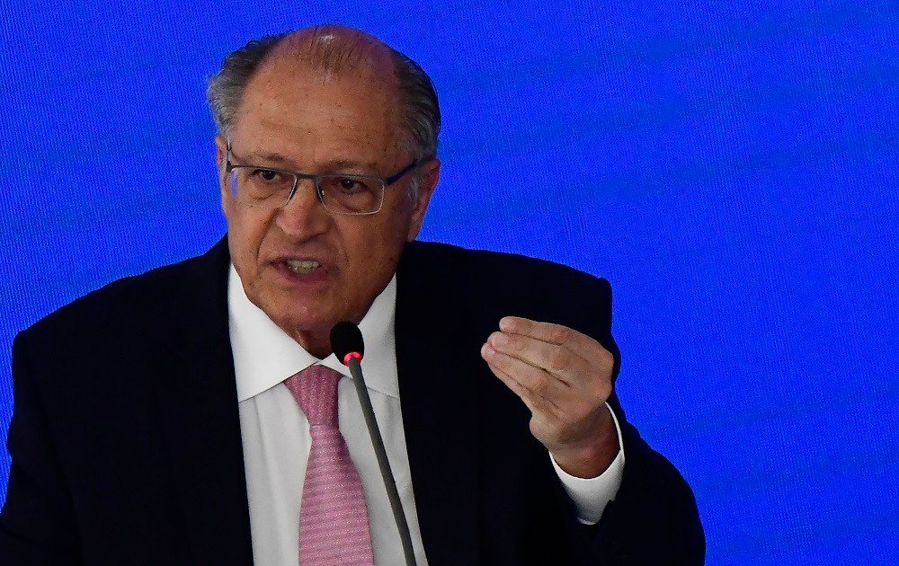 Alckmin defende mandato e código de ética para ministros do STF