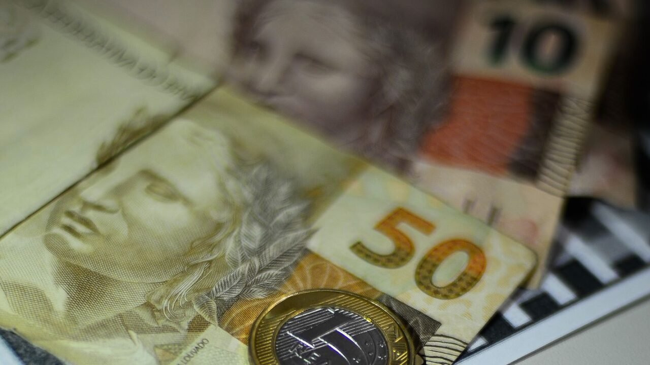 IBC-BR recua 0,2% em julho; resultado representa alta de 1% em um ano