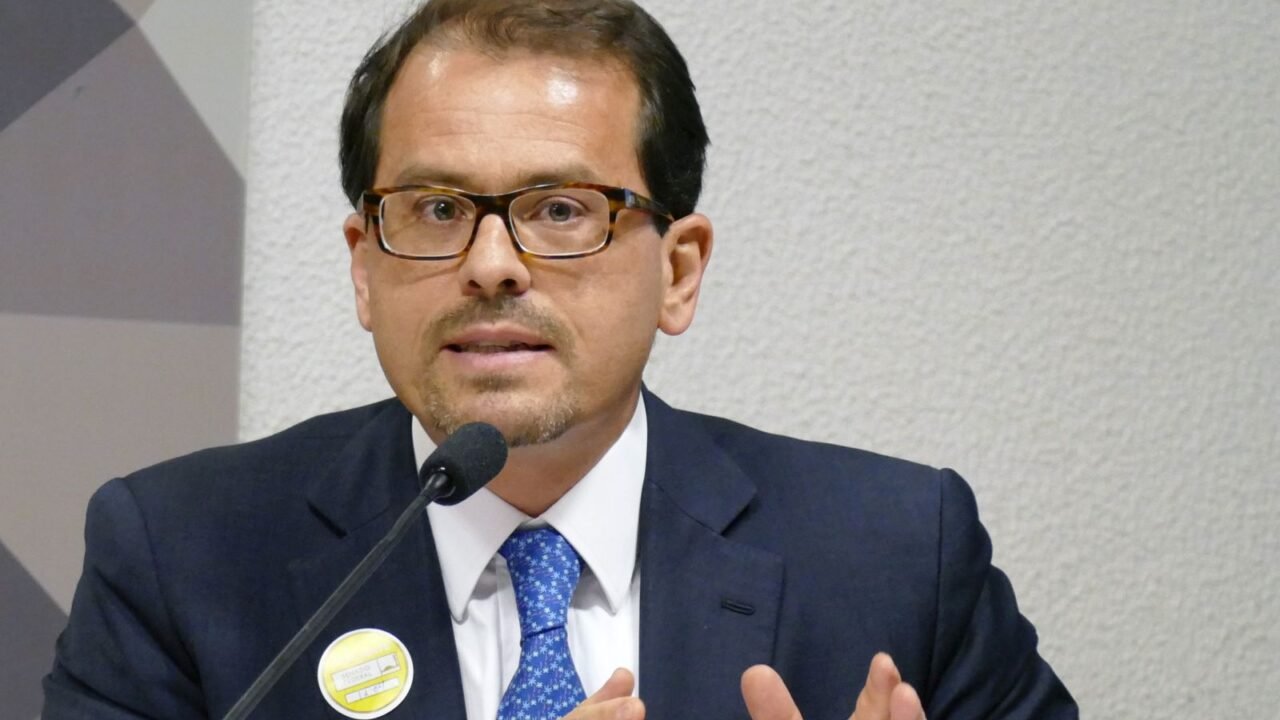 Ministro Azevedo Marques e suas decisões sobre campanhas políticas
