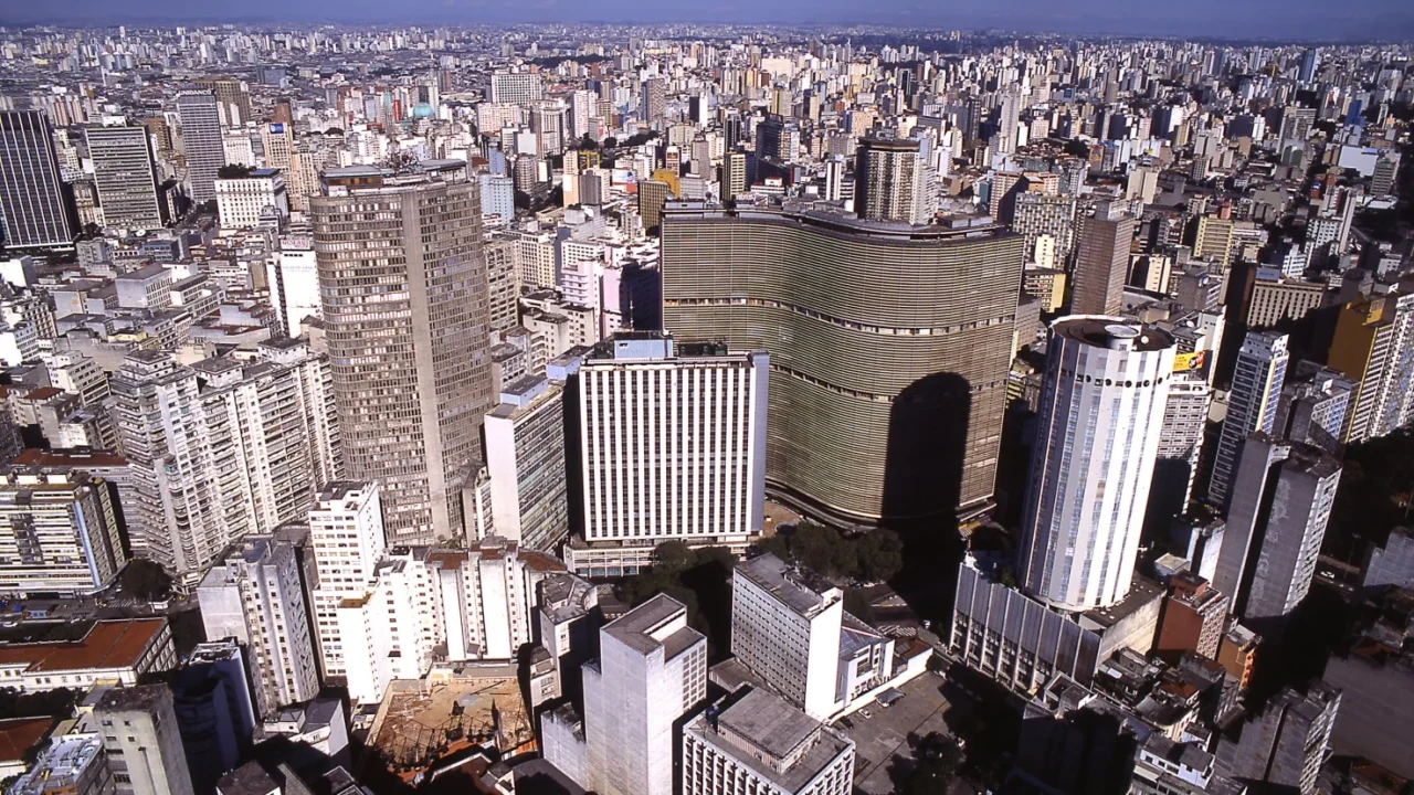 Previsão do tempo para sábado (19) em SP: sol entre muitas nuvens