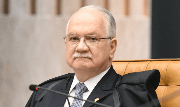 Ex-ministros, economistas e juristas assinam carta de apoio a Fachin