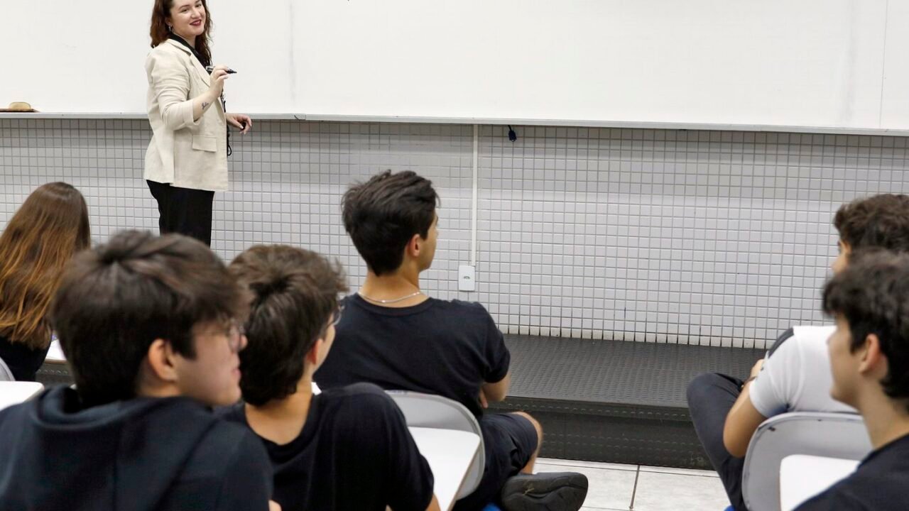 Cartilha reúne orientações para a redação do Enem 2026