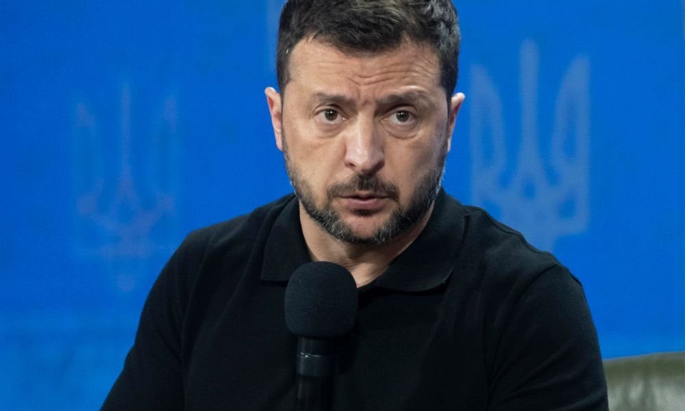 Rússia ataca empresa em Dnipro, deixando mortos e feridos, informa Zelensky