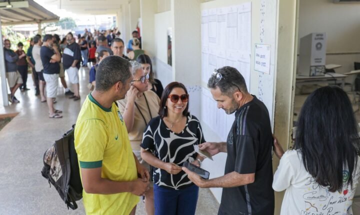Trabalhador tem direito de sair do serviço para votar; confira a lei