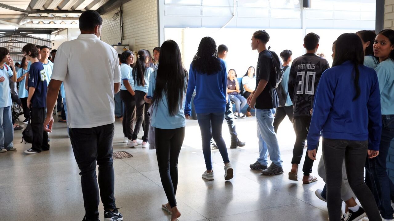 Pé-de-Meia: pagamento da sétima parcela começa nesta segunda