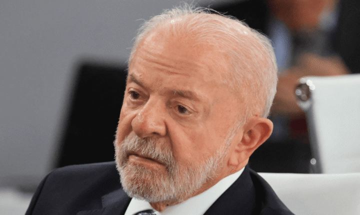Lula critica decisões do TSE em meio a polêmica sobre campanha no WhatsApp
