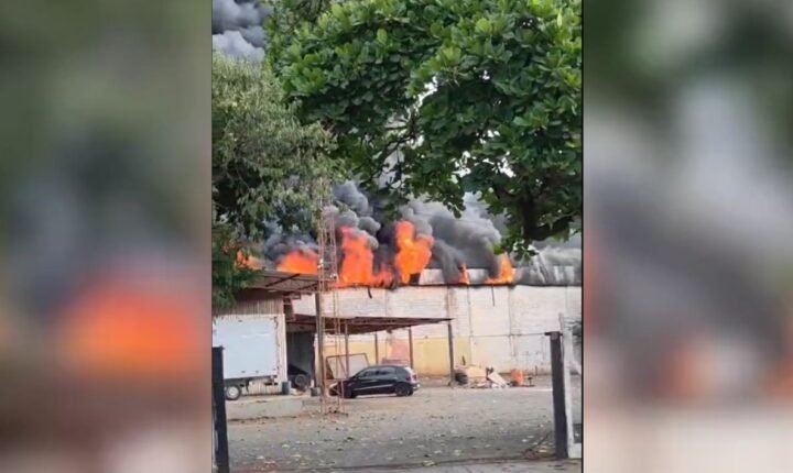 Incêndio atinge fábrica de móveis em Valentim Gentil