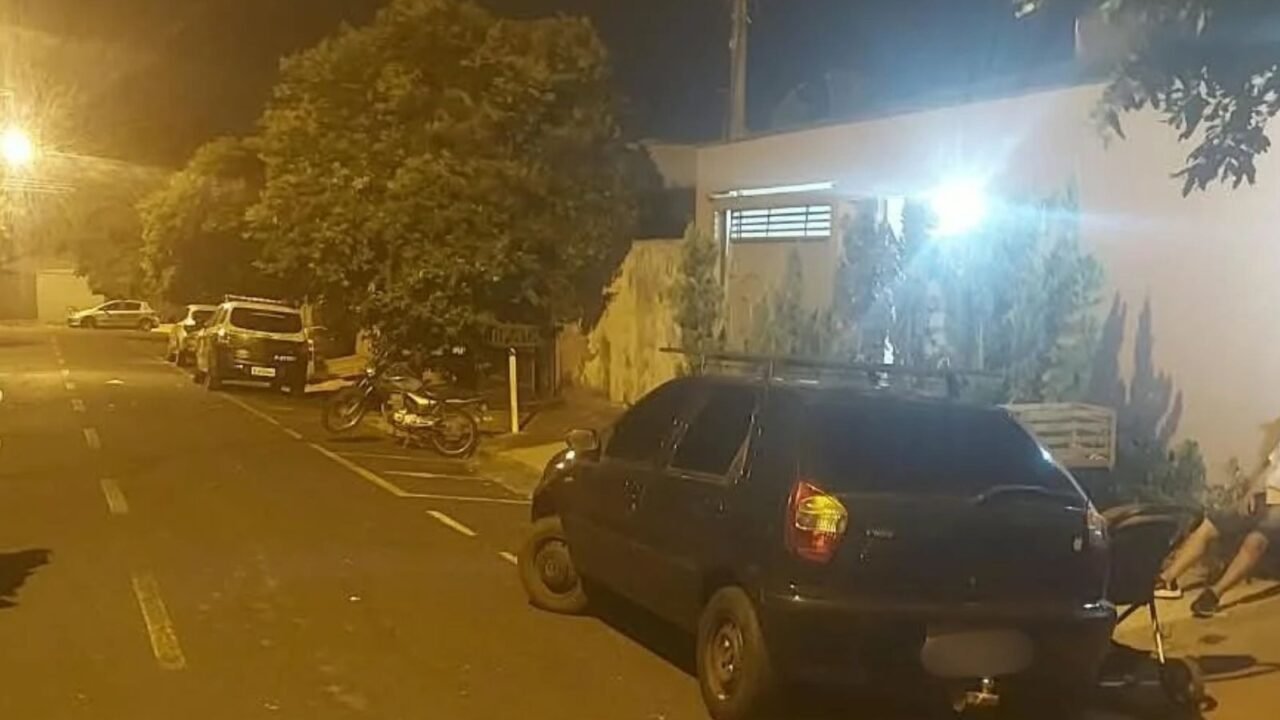 Mulher é morta a facadas em Rio Preto