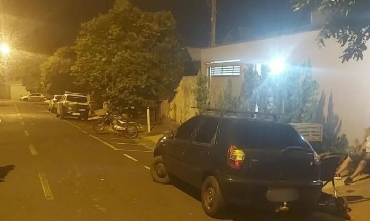 Mulher é morta a facadas em Rio Preto