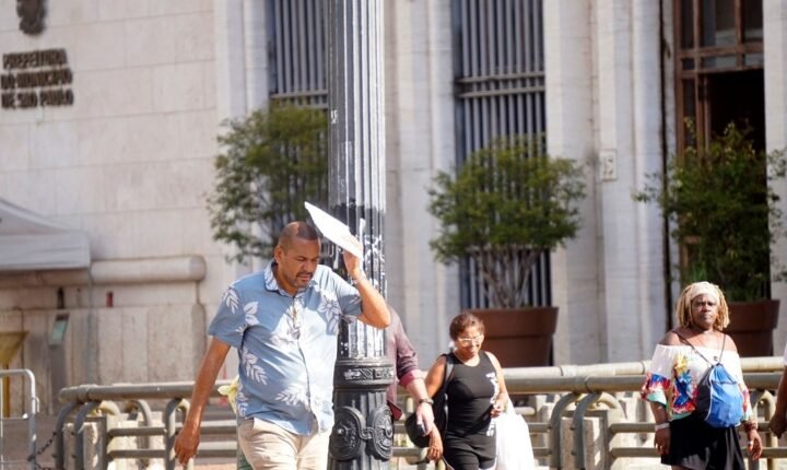 Feriado de Finados terá chuva em boa parte do Brasil e calor de até 40°C; confira