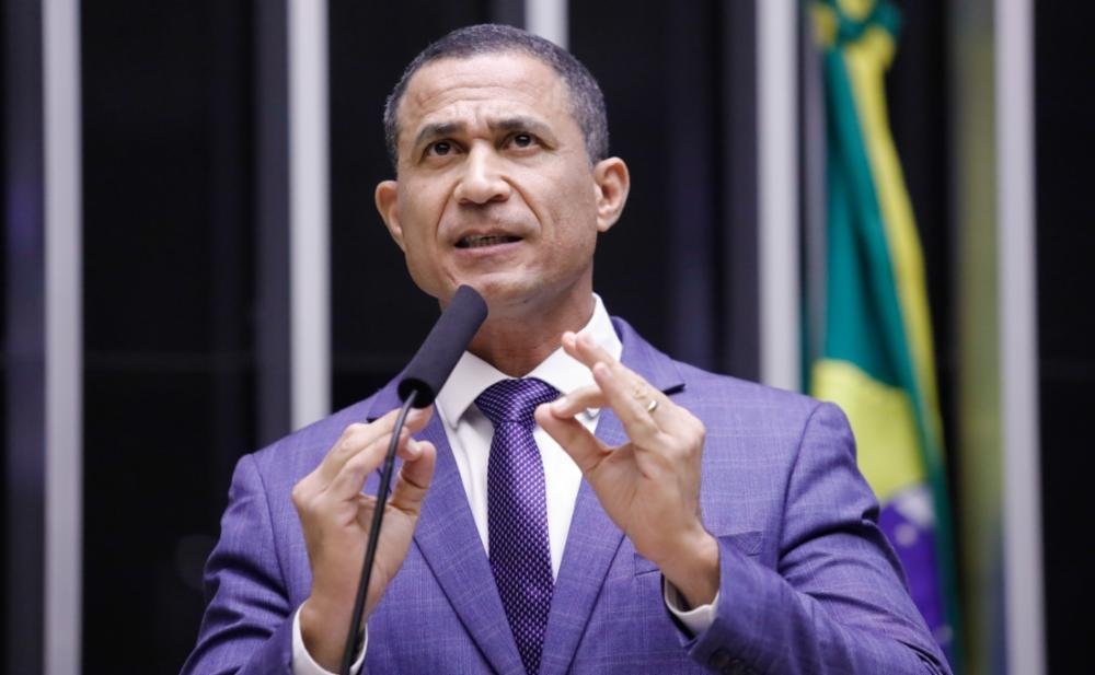 Coronel Assis acredita na aprovação da redução da maioridade penal após apoio de Flávio Bolsonaro