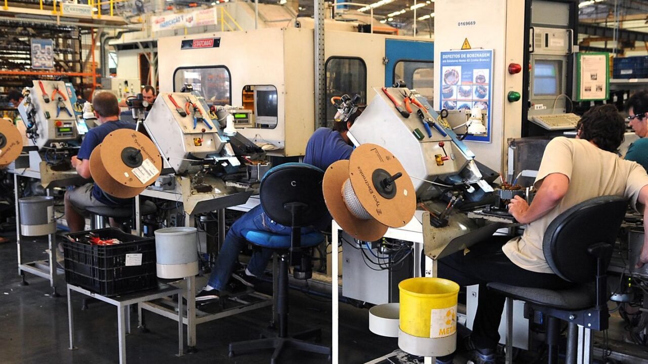 Atividade econômica tem alta de 0,3% em agosto, mostra IBC-Br