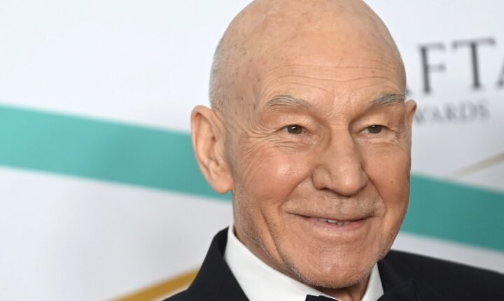 Morre Patrick Stewart, astro de Star Trek e o Professor Xavier em “X-Men”, aos 86 anos