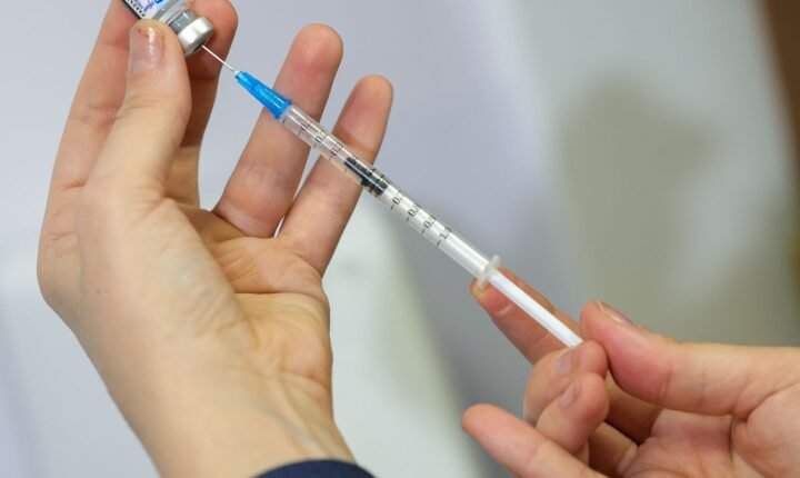 Vírus respiratórios ainda estão em alta no país, alerta Fiocruz