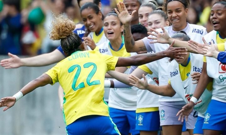 Seleção feminina vence Argentina por 3 a 1 em estreia no Beira-Rio