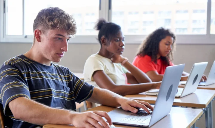 Trampolim abre inscrições para curso de assistente administrativo em Itapeva