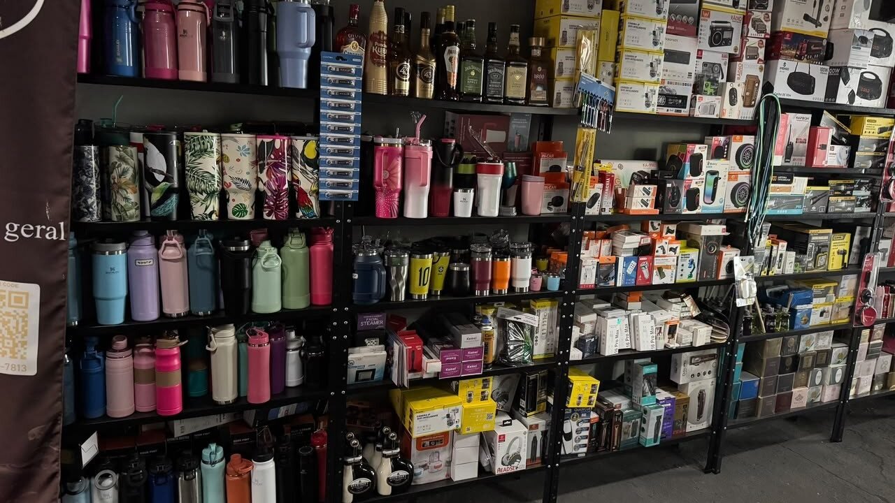 Polícia apreende mais de R$ 18 mil em dinheiro, perfumes e eletrônicos importados em Penápolis