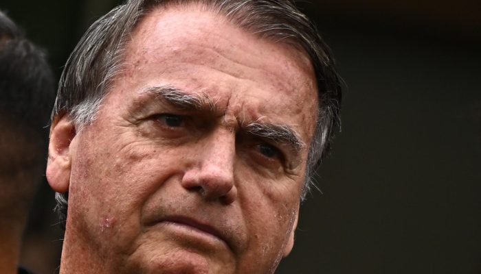 Ministro acolheu parecer da PGR que não viu falta grave em pistola apreendida com militar do GSI...