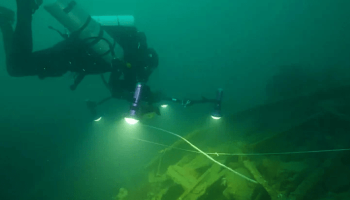 Navio japonês com mais de 1 mil corpos é encontrado no mar do Pacífico Divulgação / Ram Yoro